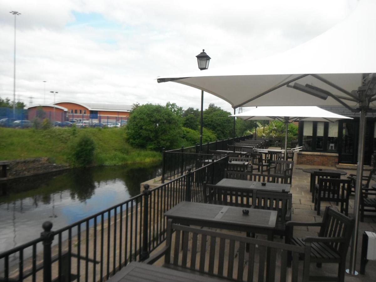 Boat & Horses Inn Oldham Exteriör bild