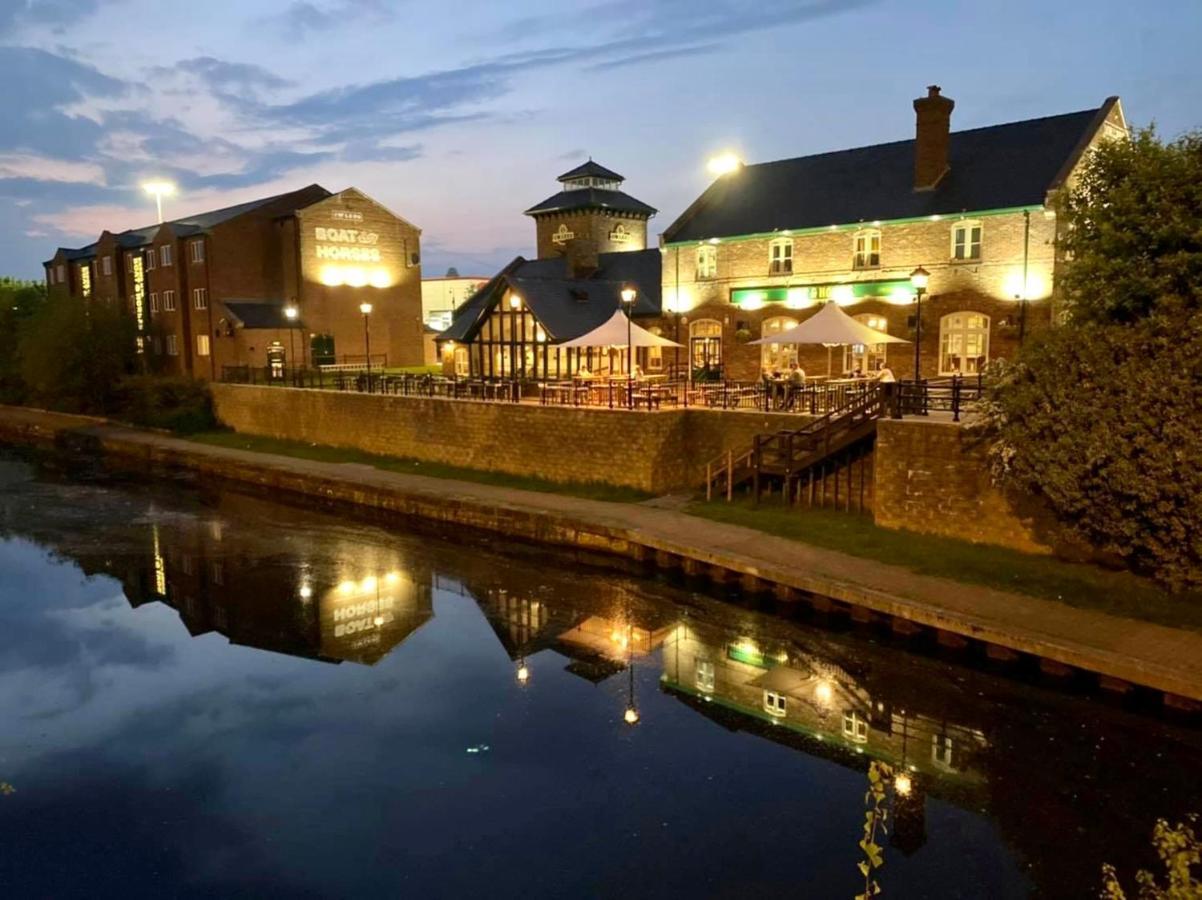 Boat & Horses Inn Oldham Exteriör bild